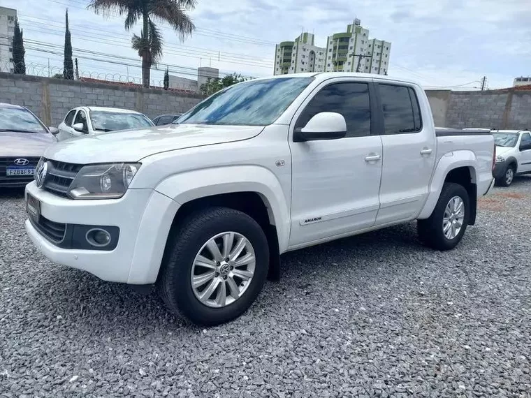 Volkswagen Amarok Branco 10