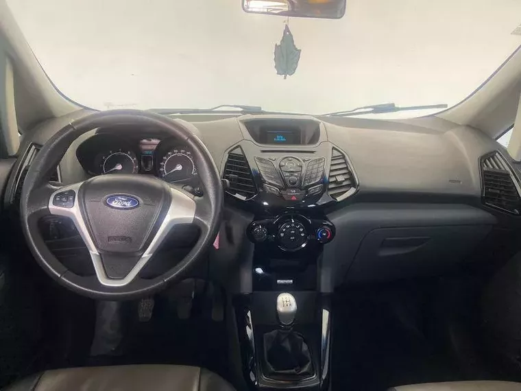 Ford Ecosport Branco 9