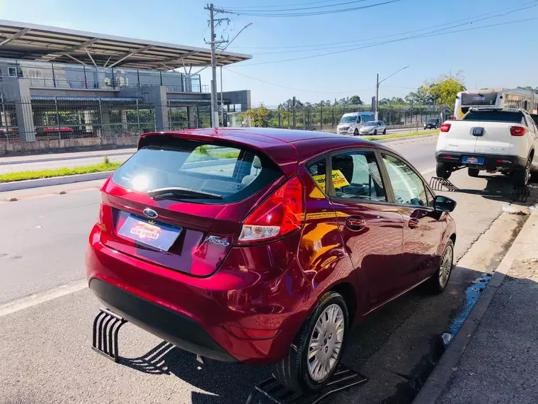 Ford Fiesta Vermelho 9