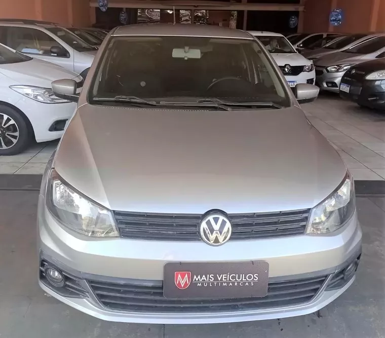 Volkswagen Gol Prata 1