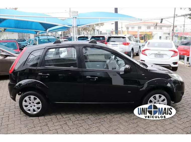 Ford Fiesta Preto 10