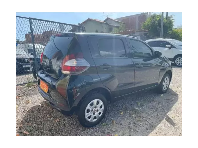 Fiat Mobi Preto 1