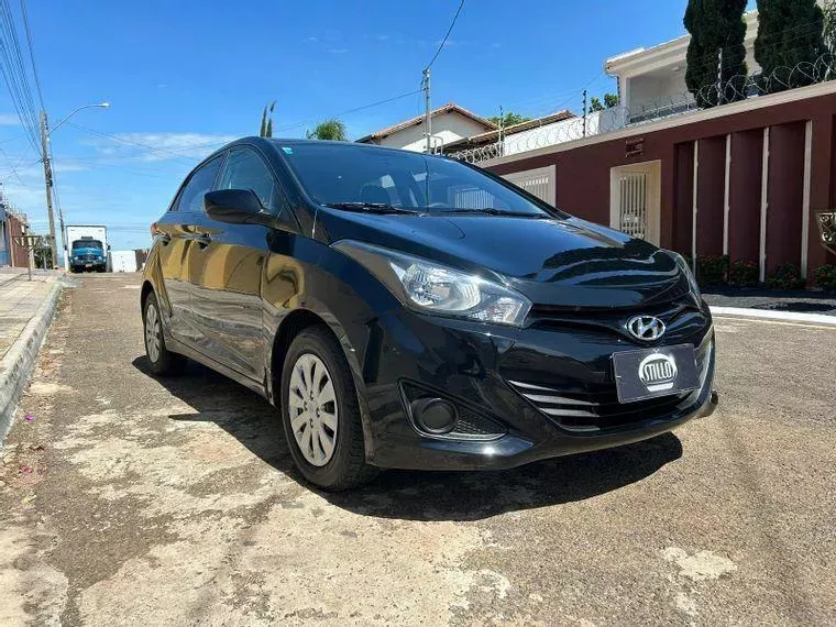 Hyundai HB20 Preto 4