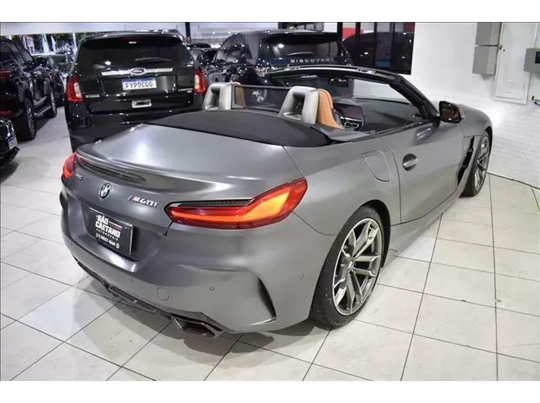 BMW Z4 Cinza 10