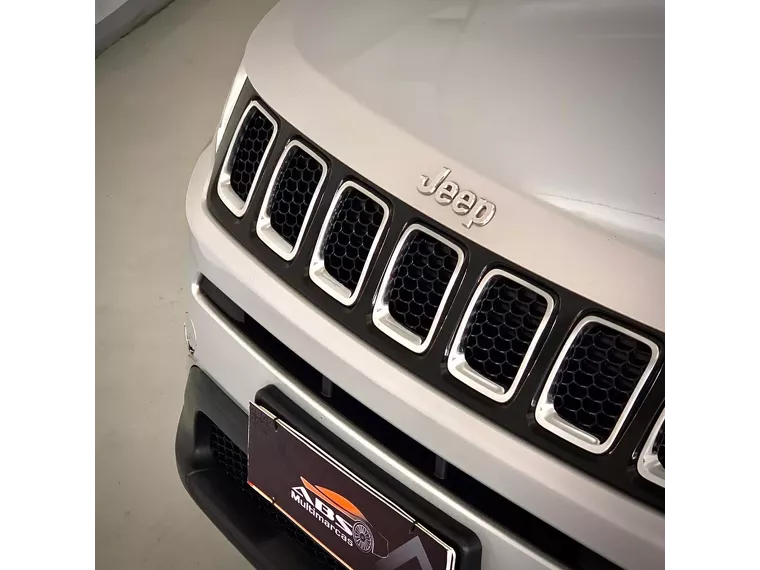 Jeep Compass Prata 12