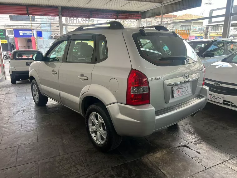 Hyundai Tucson Prata 3