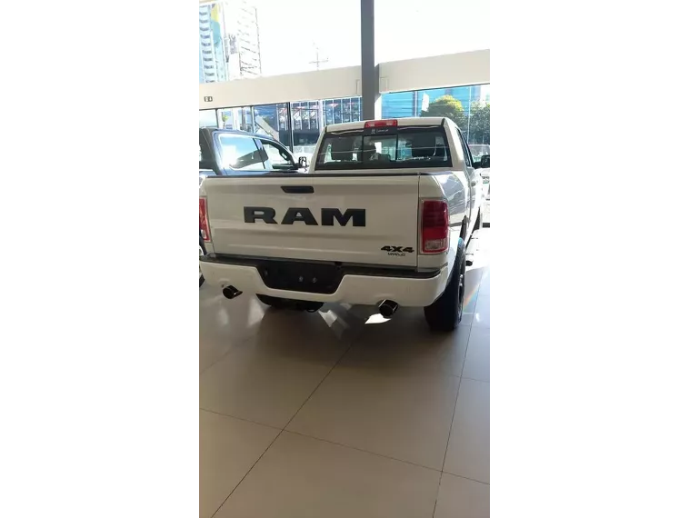 RAM Classic Branco 4