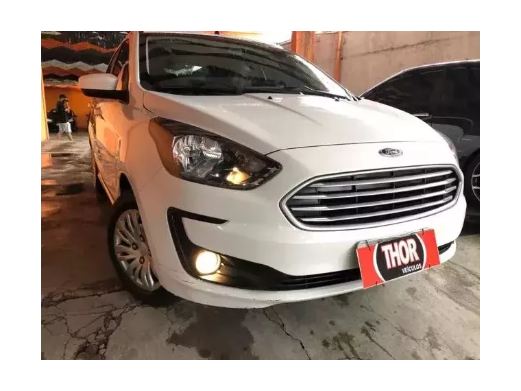 Ford KA Branco 4