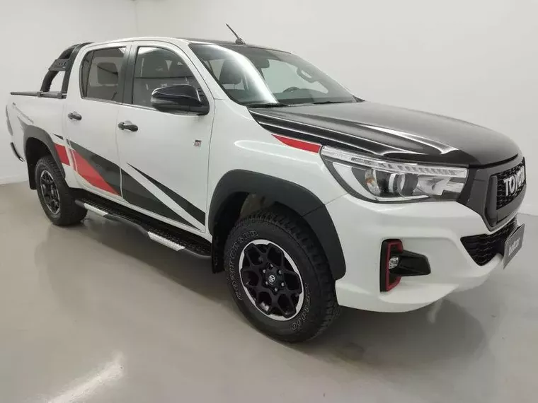 Toyota Hilux Branco 7