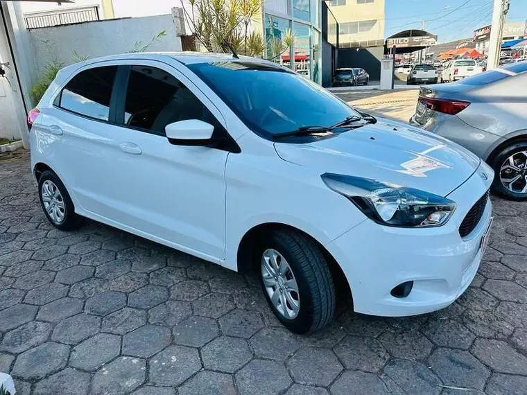 Ford KA Branco 11