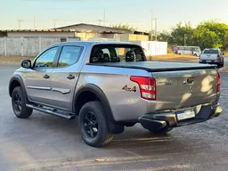 L200 Triton