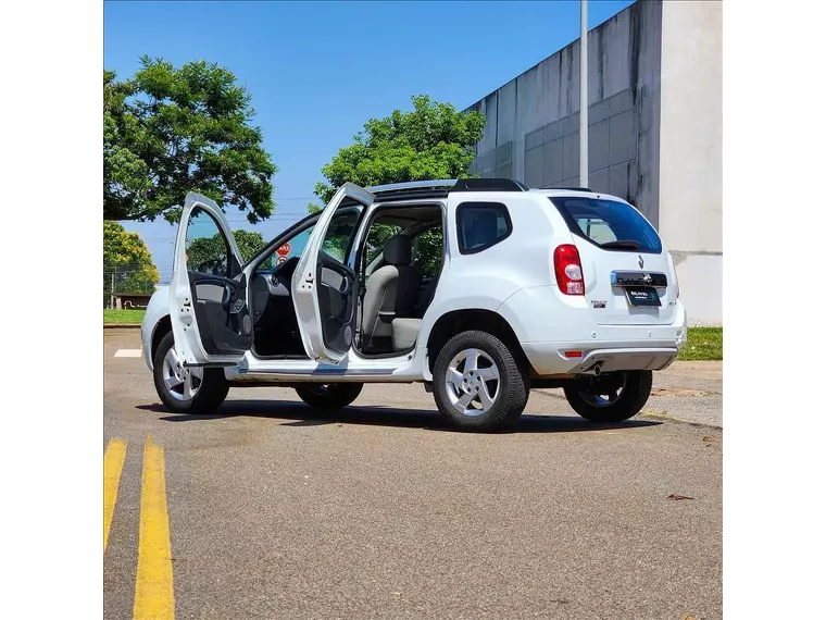 Renault Duster Branco 14