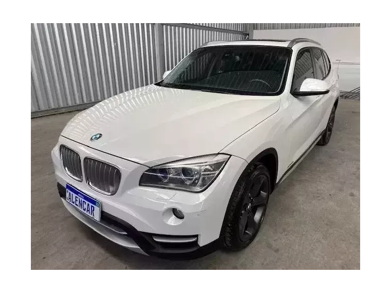 BMW X1 Branco 4