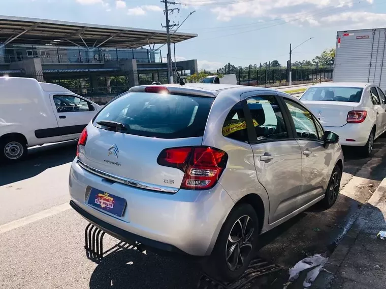 Citroën C3 Prata 11