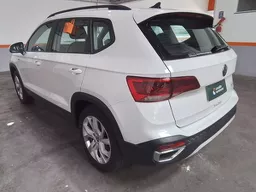 Volkswagen Taos