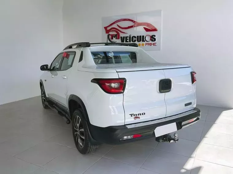 Fiat Toro Branco 5