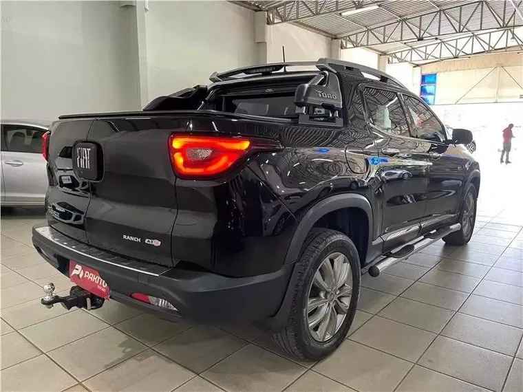 Fiat Toro Preto 2