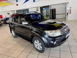 Toyota Hilux SW4