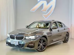 BMW 320i