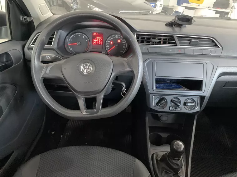 Volkswagen Gol Prata 7