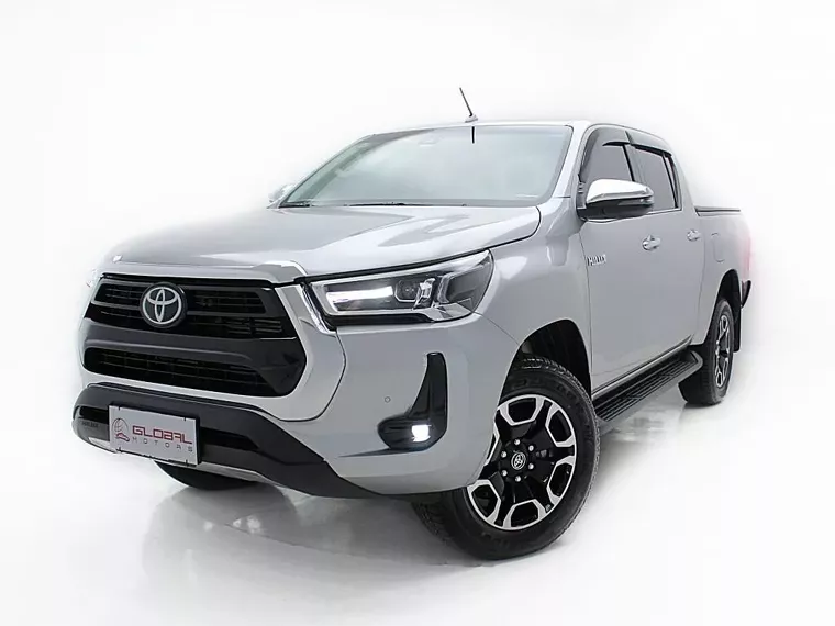 Toyota Hilux Prata 7