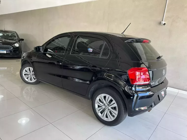 Volkswagen Gol Preto 10