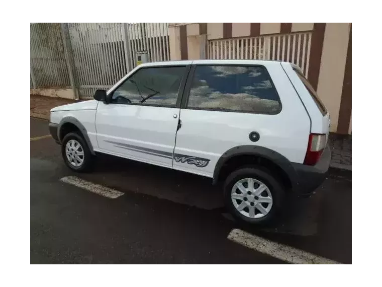 Fiat Uno Branco 3