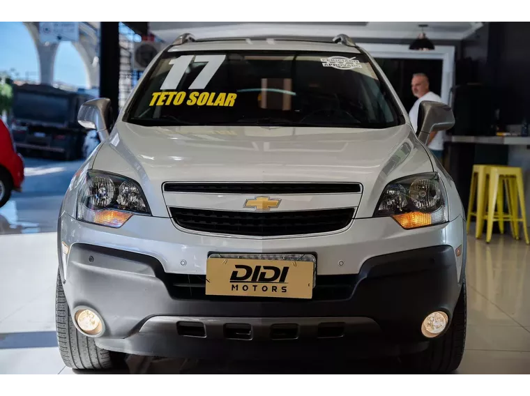 Chevrolet Captiva Prata 2