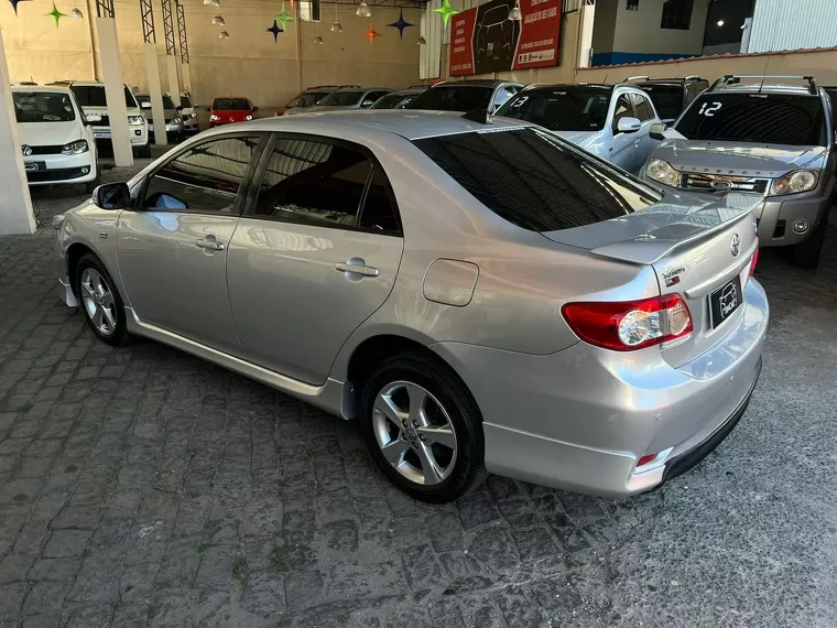 Toyota Corolla Prata 7