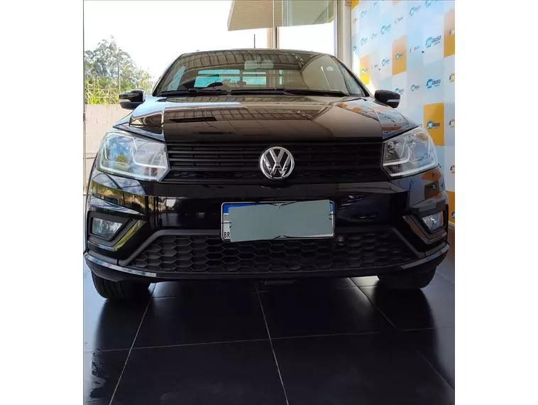 Volkswagen Saveiro Preto 7