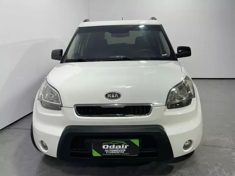 KIA Soul Branco 2