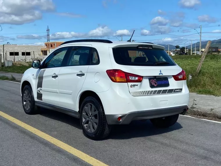 Mitsubishi ASX Branco 8