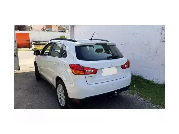 Mitsubishi ASX Branco 2