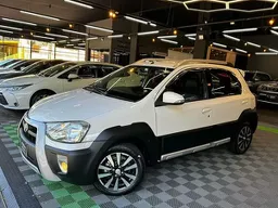 Toyota Etios Cross