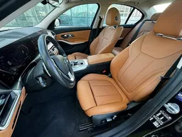 BMW 320i