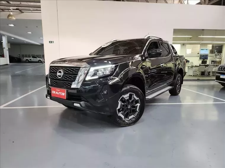 Nissan Frontier Preto 11