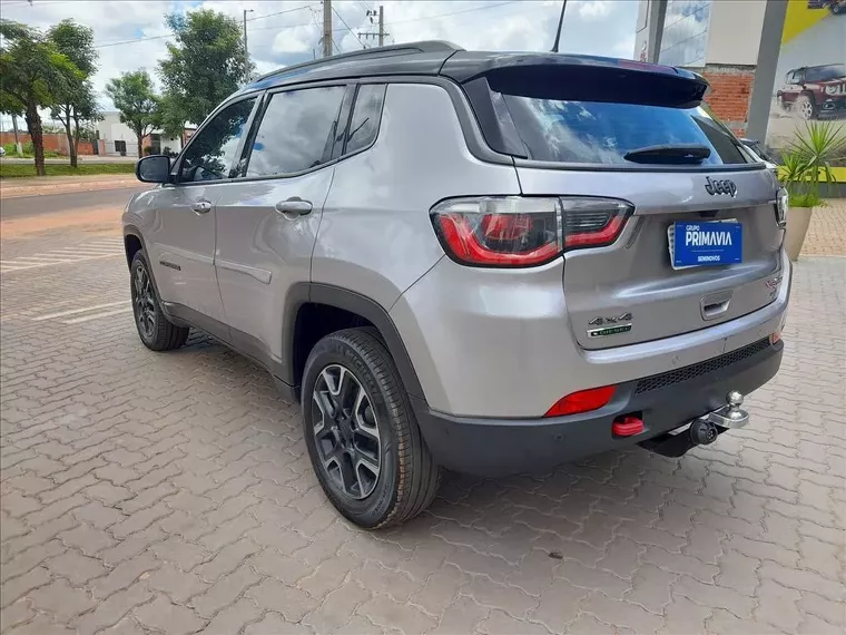 Jeep Compass Cinza 14