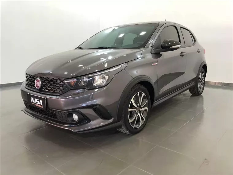 Fiat Argo Cinza 12