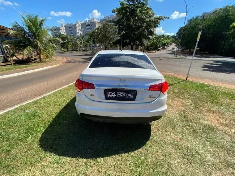 Citroën C4 Lounge Branco 6