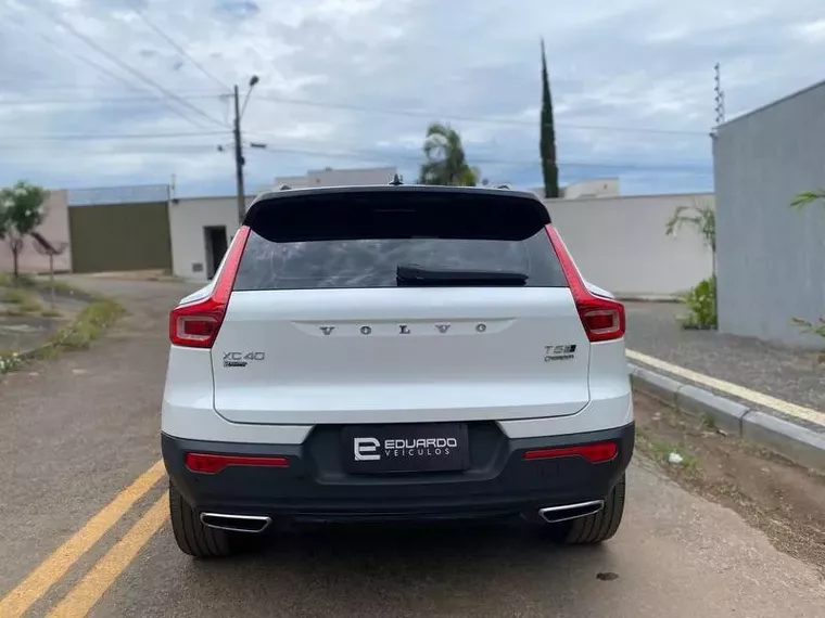 Volvo XC40 Branco 7