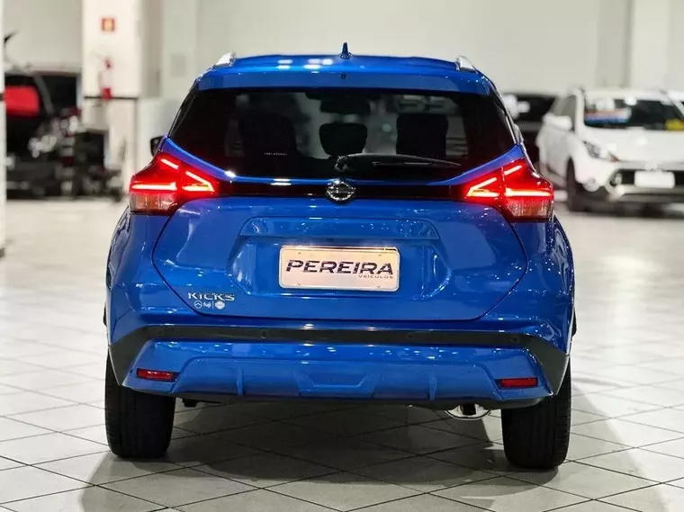 Nissan Kicks Azul 3