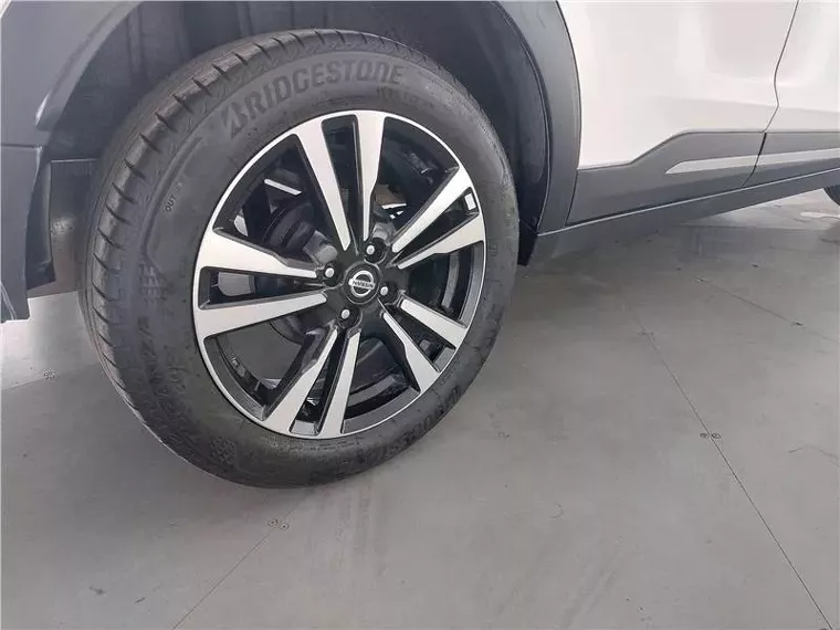 Nissan Kicks Branco 5