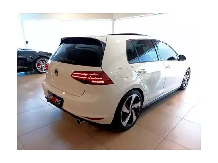 Volkswagen Golf Branco 5