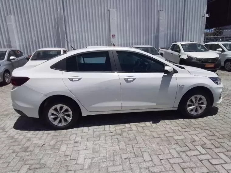 Chevrolet Onix Branco 3