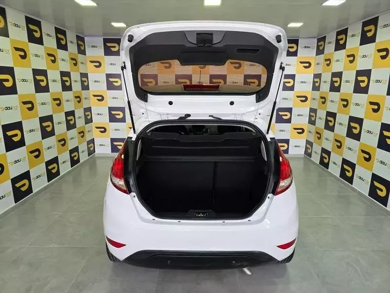 Ford Fiesta Branco 7