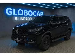 Toyota Hilux SW4