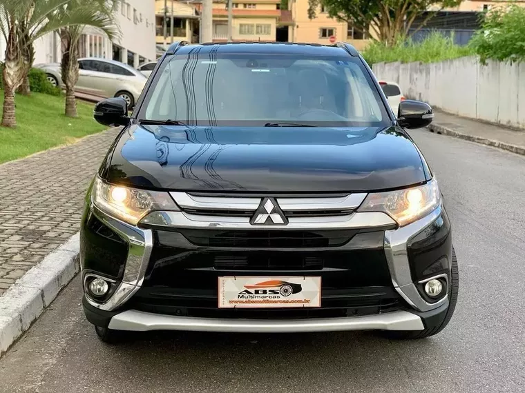 Mitsubishi Outlander Preto 7