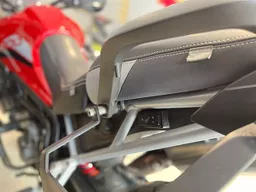 Triumph Tiger 900