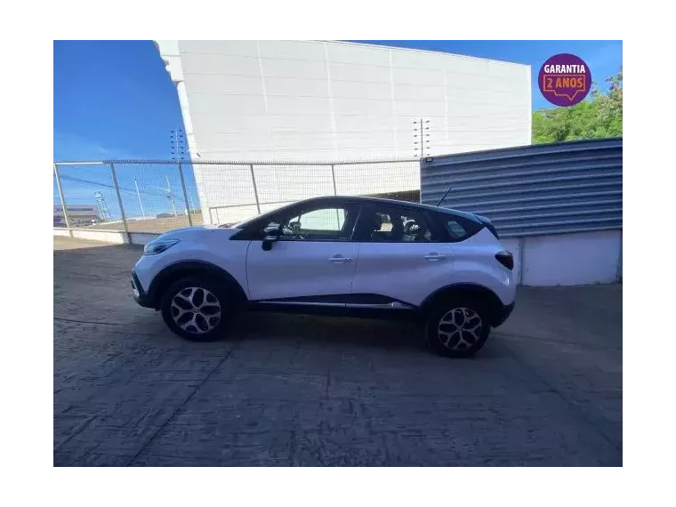 Renault Captur Preto 8