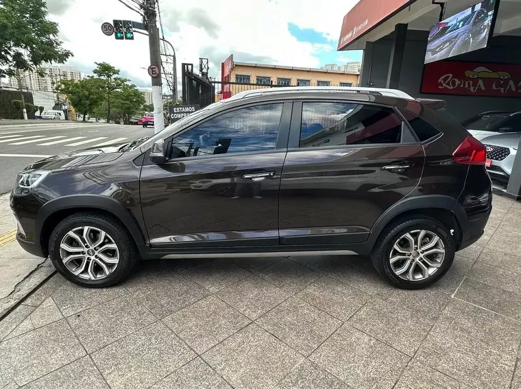 Chery Tiggo 2 Marrom 2